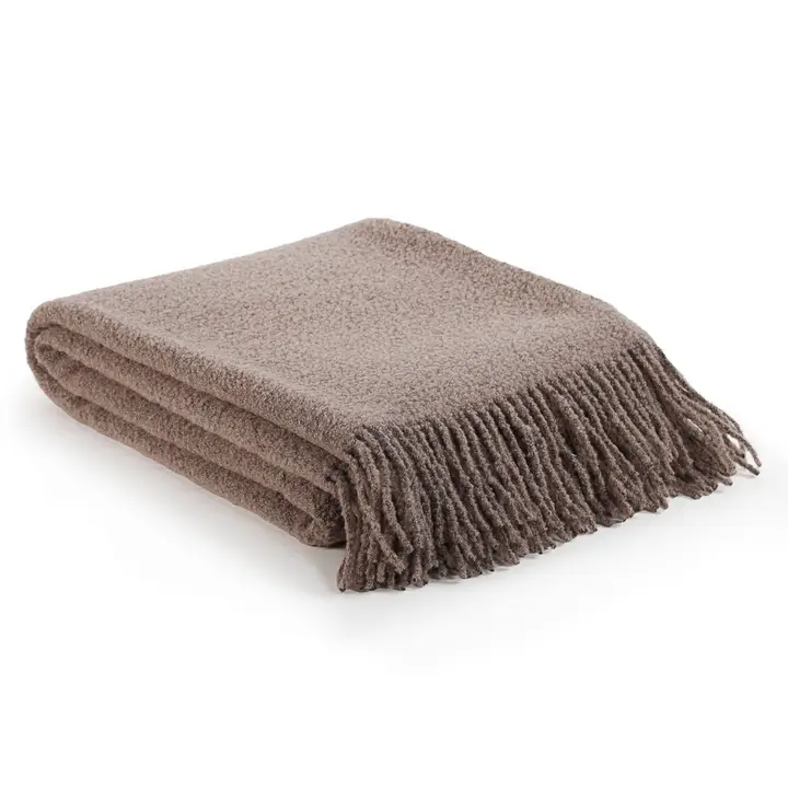 6d846a9964a4a0323c674b26c55c42a1a2ea8b19a0aad706dd69317fd7ce1832 Wolldecke aus Bouclé PARIS Cappuccino – Bild 1