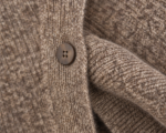 BERGWEG BASICS Strickmantel aus Tiroler Bergschafwolle – Bild 12