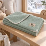 Woll-Babybettdecke COOL MINT - 100 x 140 cm