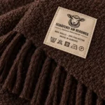 Woll-Bouclé-Plaid PARIS dunkelbraun – Bild 3