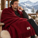 Woll-Bouclé-Plaid PARIS dunkelrot – Bild 2